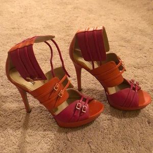 Report Signature shoes